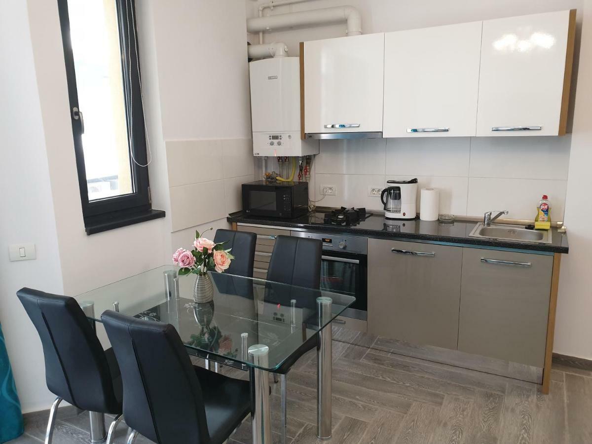 Holiday Apartment Mamaia Nord Năvodari Exteriör bild