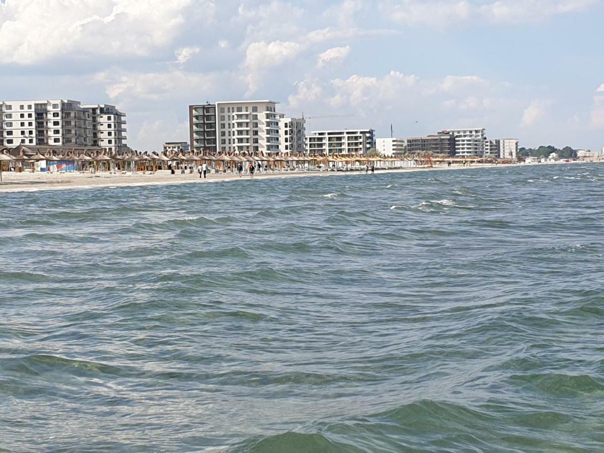 Holiday Apartment Mamaia Nord Năvodari Exteriör bild